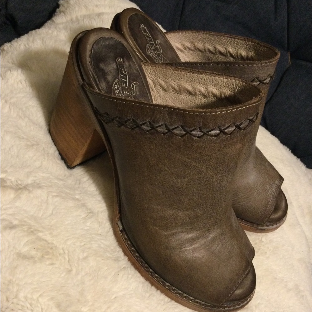 BAMBI Freebird by Steven Stone/brown size 8